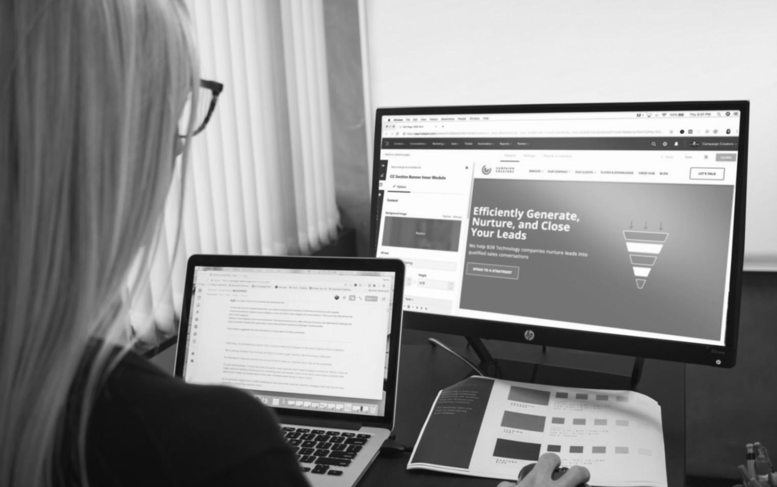 Digitale Bibliothek mit Fachliteratur zu KI im Bauwesen